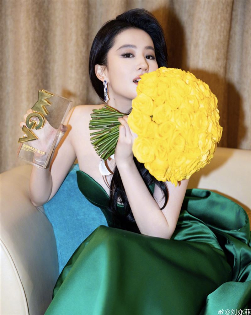  刘亦菲 